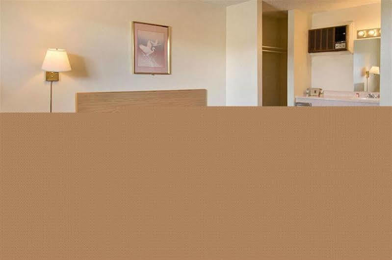 Peoria Inn Тълса Екстериор снимка